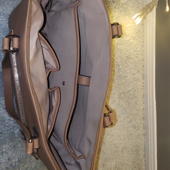 Tan purse - Picture 3 of 3